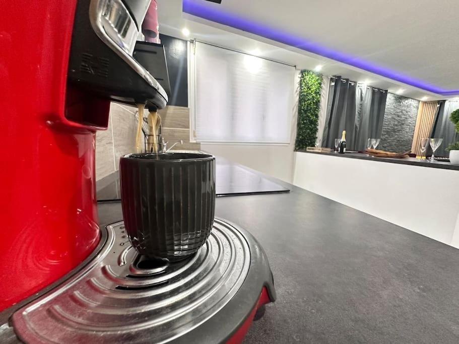 E Servagnat T3 Luxe Avec Sauna Jacuzzi Et Hammam Épernay Exterior foto