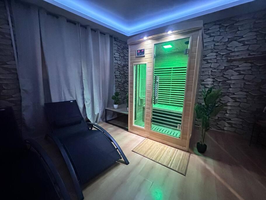 E Servagnat T3 Luxe Avec Sauna Jacuzzi Et Hammam Épernay Exterior foto