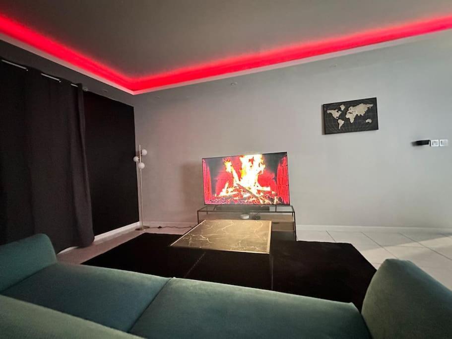 E Servagnat T3 Luxe Avec Sauna Jacuzzi Et Hammam Épernay Exterior foto
